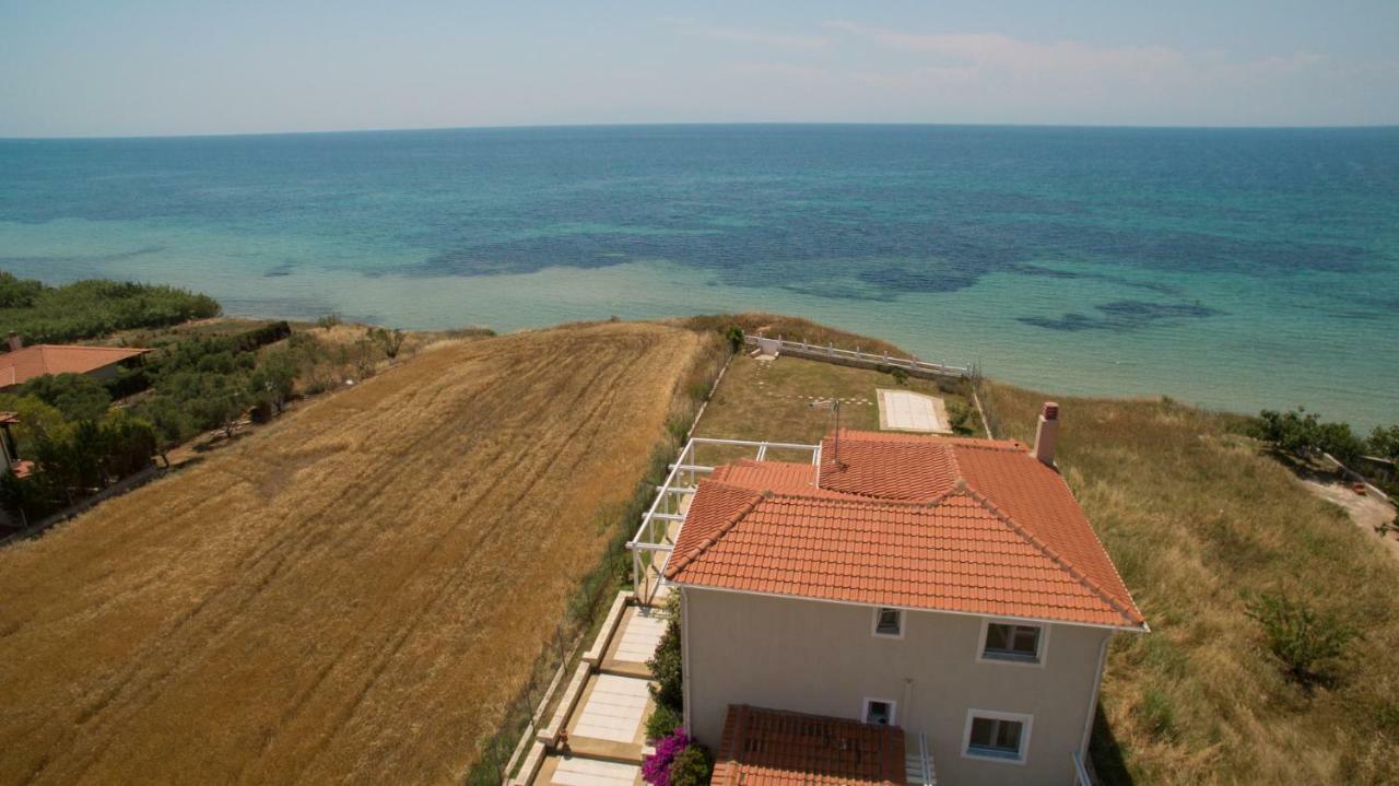 Cliff Beach House Nea Moudania Exterior foto