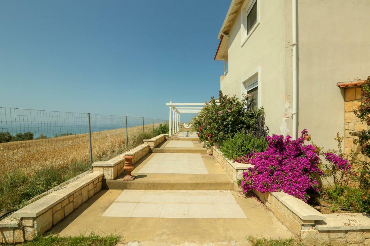Cliff Beach House Nea Moudania Exterior foto